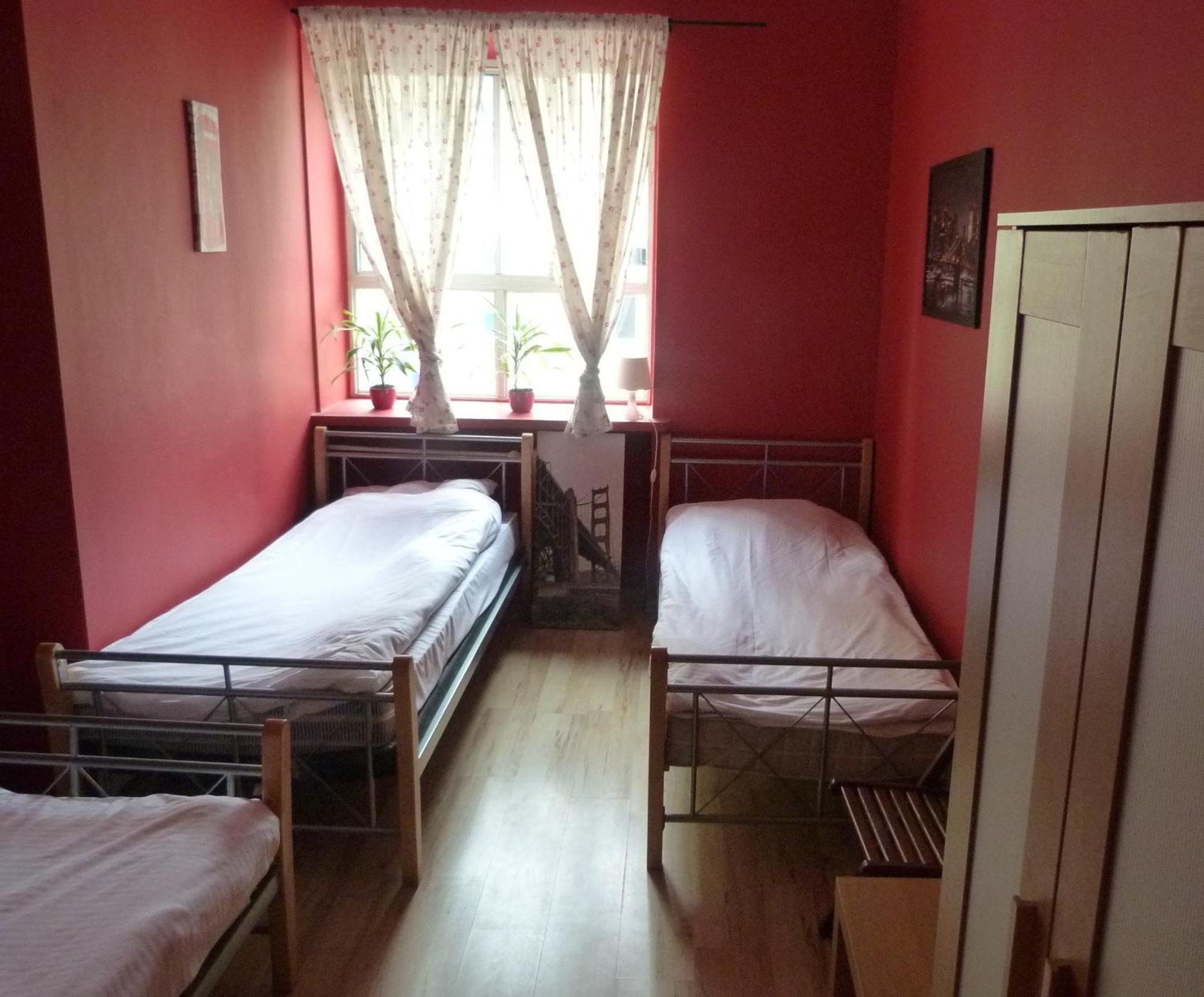 Jasna Hostelik Varşova Dış mekan fotoğraf